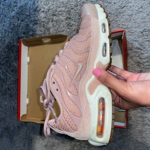 Women’s Nike vapor max